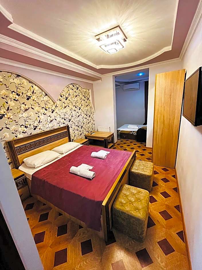 Georgian Palace Hotel