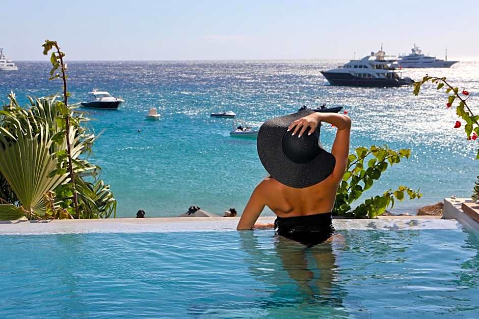 Mykonos Dove Beachfront Hotel