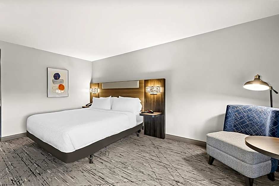 Holiday Inn Express Nashville-Hendersonville By IHG