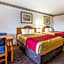 Econo Lodge Inn & Suites