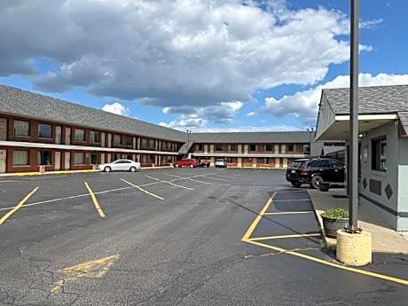 Hotel O Miami Inn & Suites Chicago Midway Airport