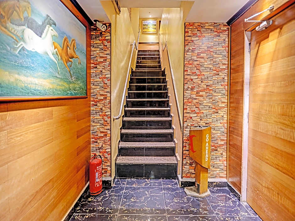 OYO 91368 Jasmine 999