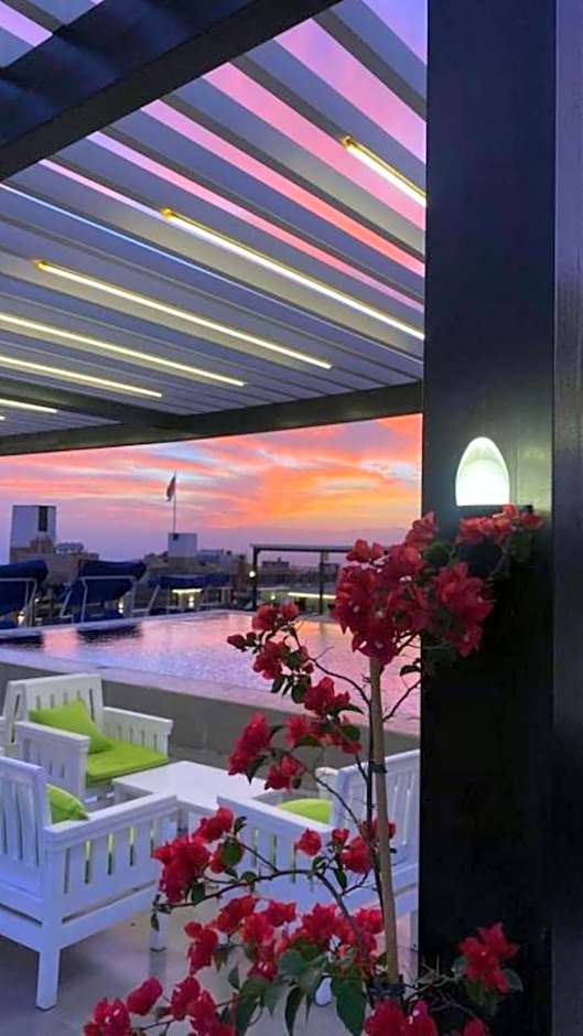 Mass Paradise Hotel