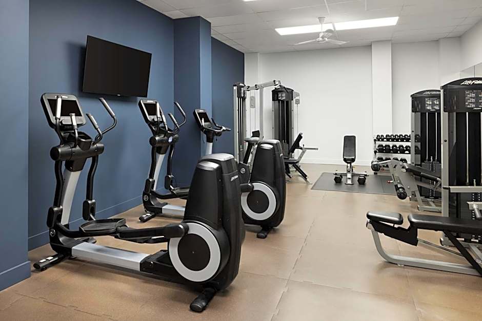 Delta Hotels by Marriott Edmonton South Conference Centre