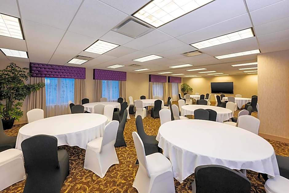 Radisson Hotel Edmonton Airport