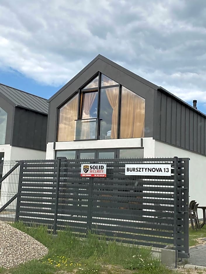 Domki - Bursztynova 13