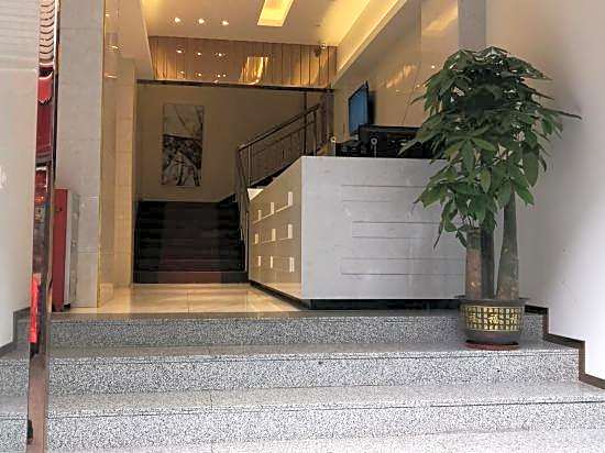NuanJiaoLuo Hotel