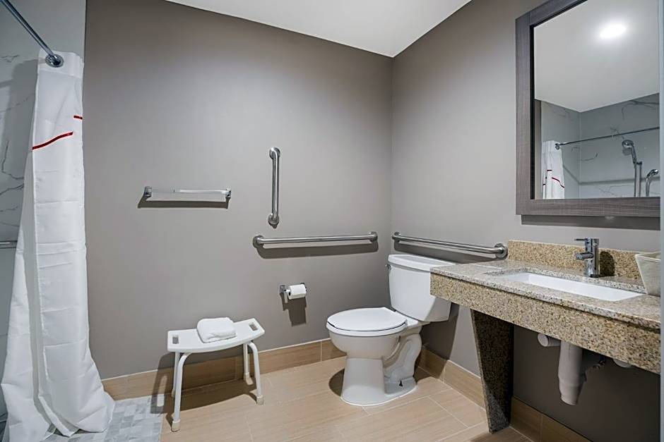 Red Roof Inn Sulphur