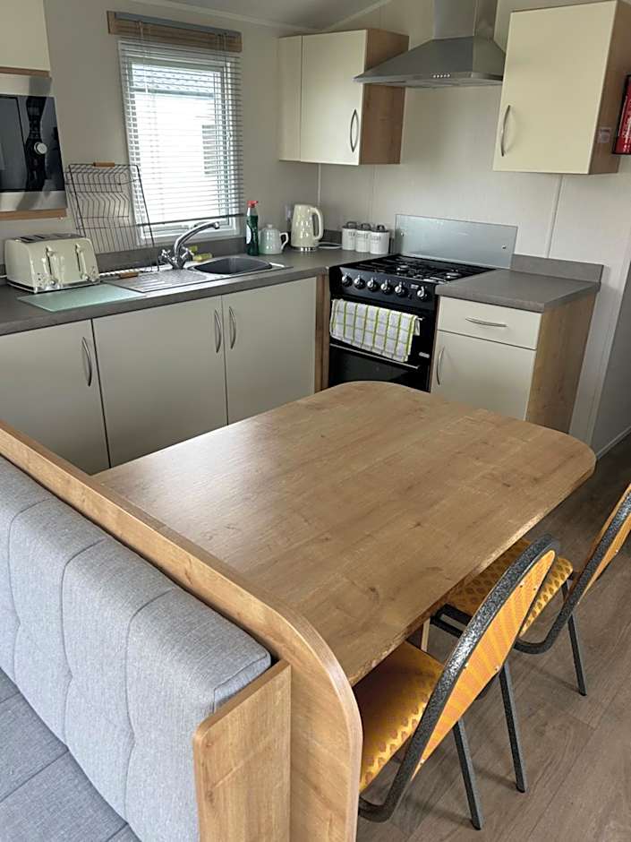 Christines caravan J28