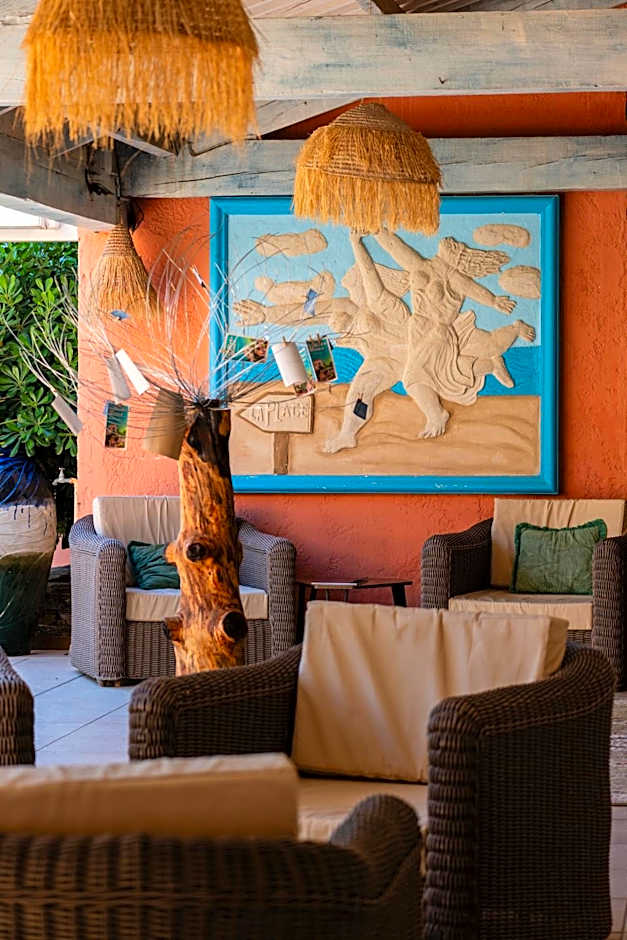 Hotel Les Flots Bleus