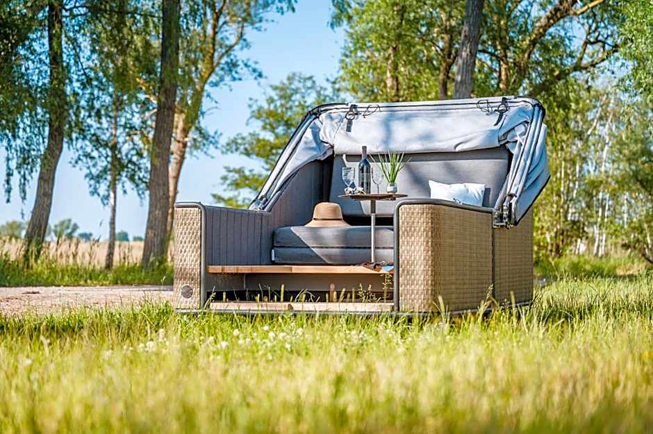 Marina Martinshafen - Beach life