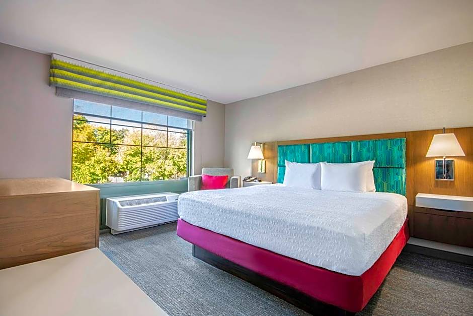 Hampton Inn By Hilton East Aurora