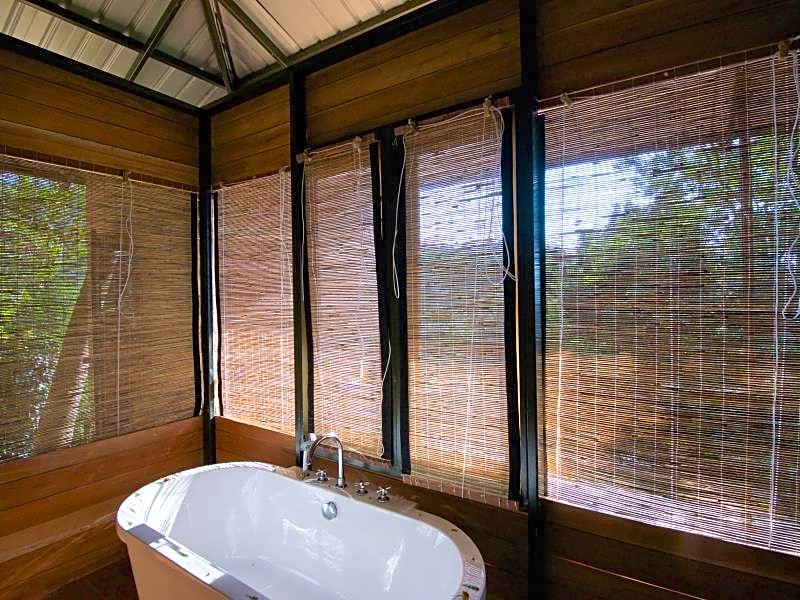 Mountbatten Bungalow - Thema Collection