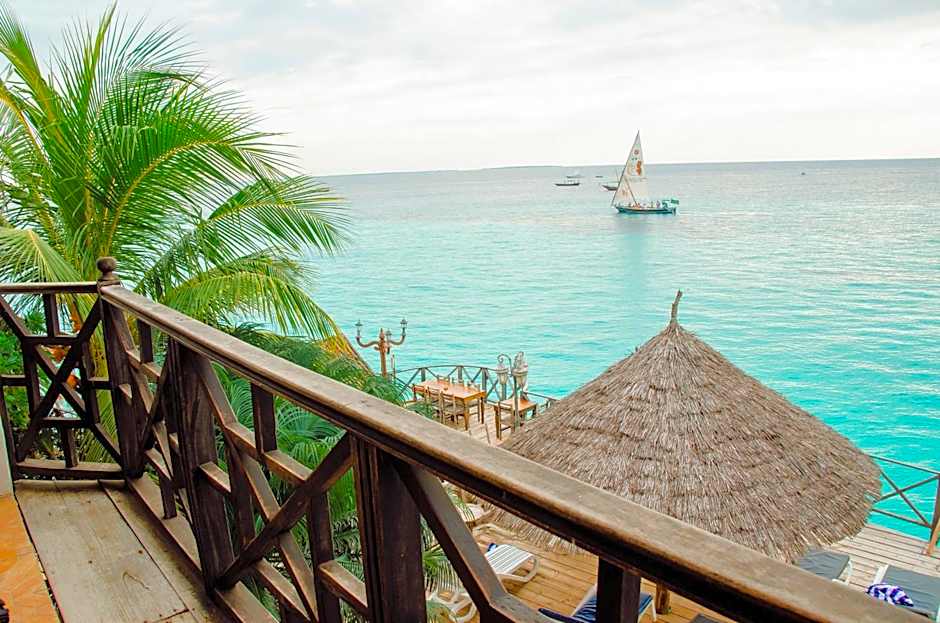 Langi Langi Beach Bungalows