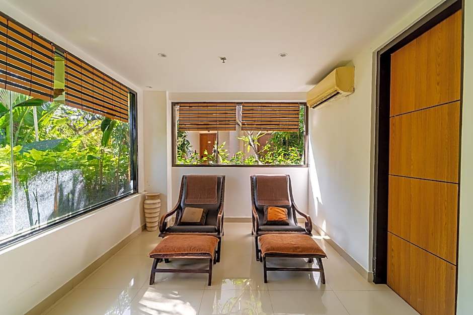 Cross Vibe Paasha Atelier Bali Kuta