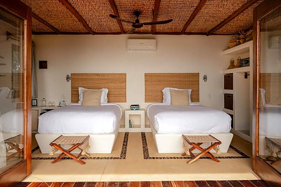 ZOA Hotel - Adults Only