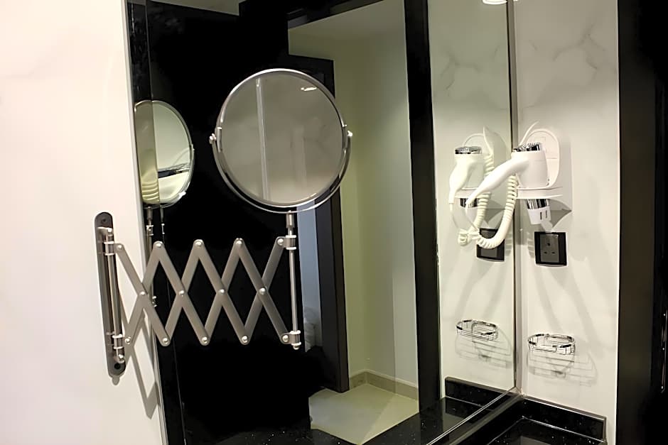 Lamar Ajyad First Hotel Tower A