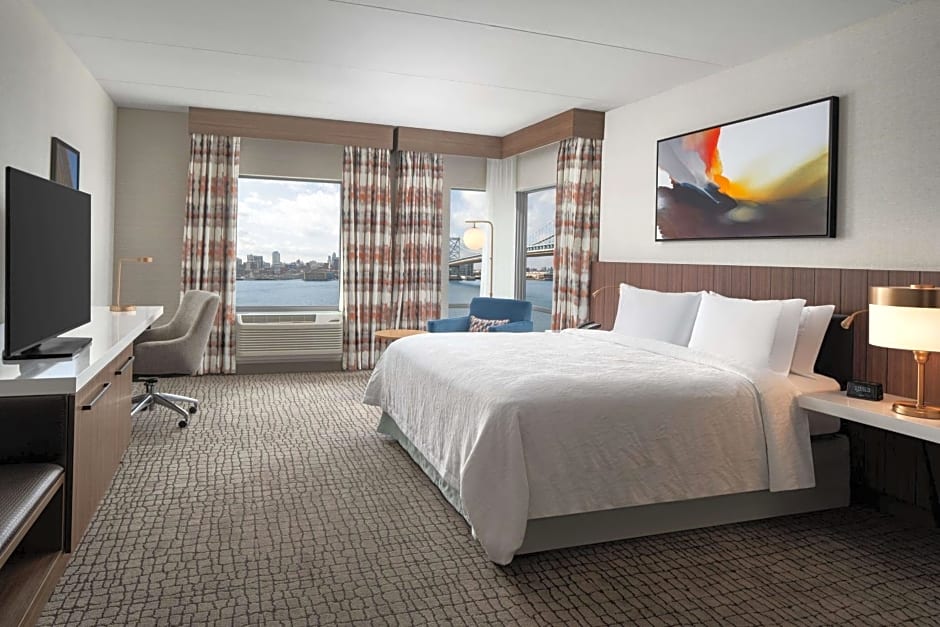 Hilton Garden Inn Camden Waterfront