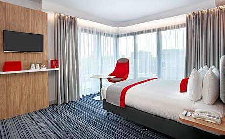 1 Double Accessible with Free Hot Breakfast