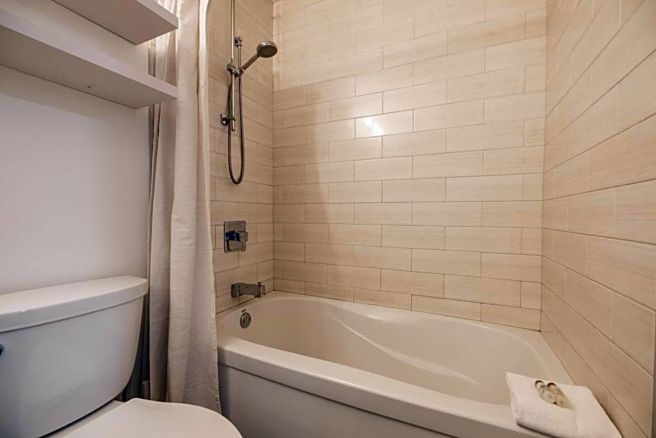 Powderview by Outpost Whistler