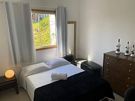 Casa Jequitibá Quartos Mobiliados