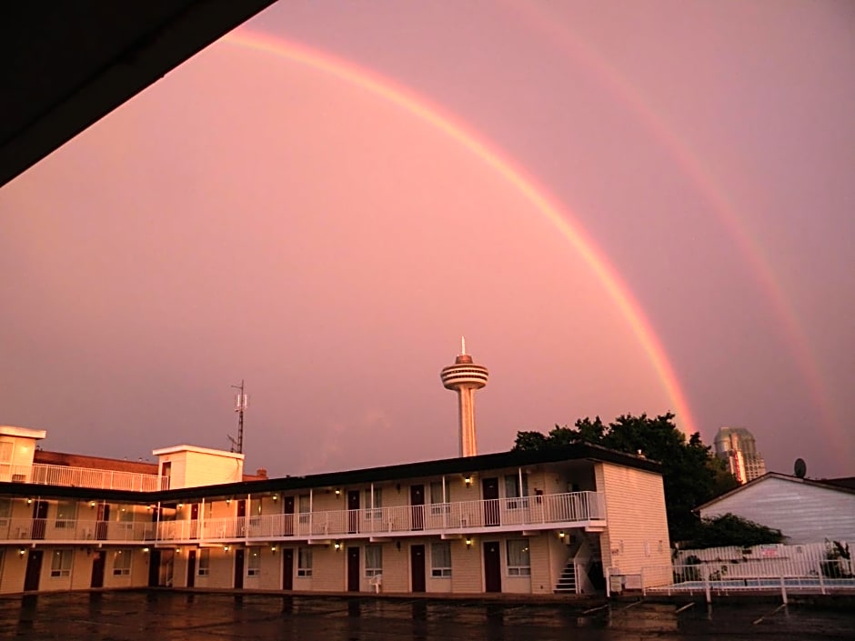 Fairway Inn by the Falls