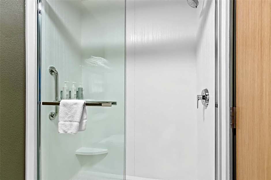 Spark by Hilton Traverse City