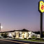 Super 8 by Wyndham Dickson