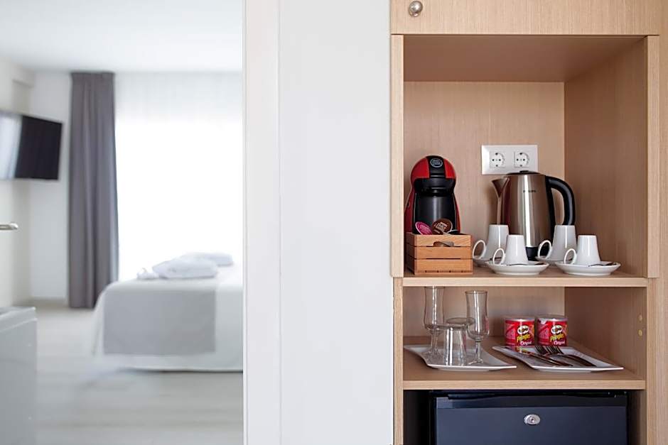 Playaolid Suites & Apartments