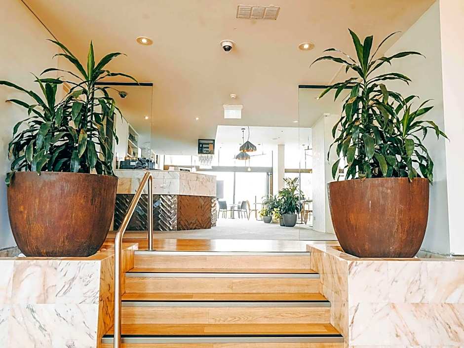 Mercure Charlestown