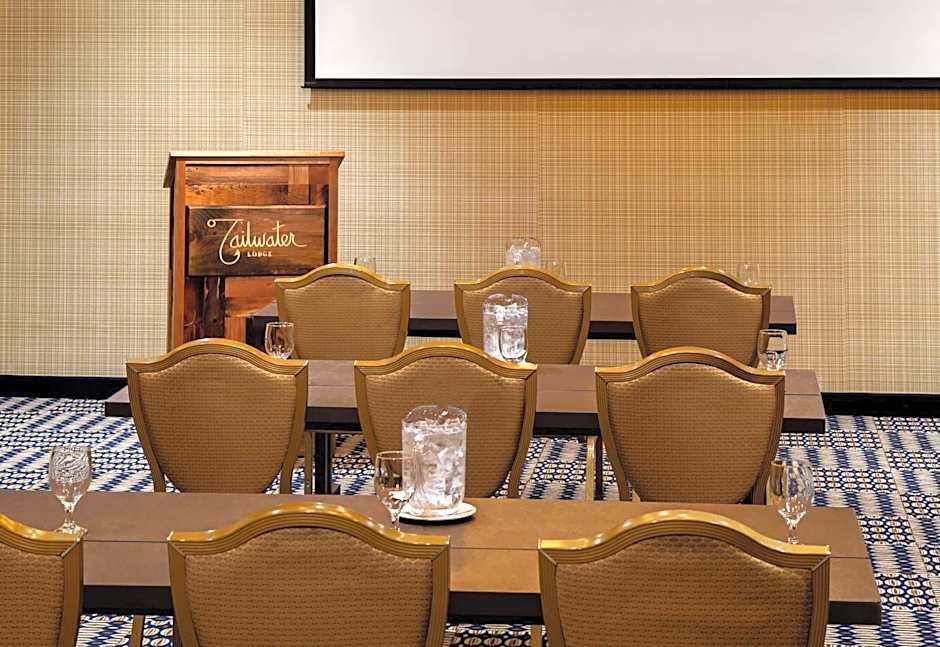 Tailwater Lodge Altmar Tapestry Collection by Hilton