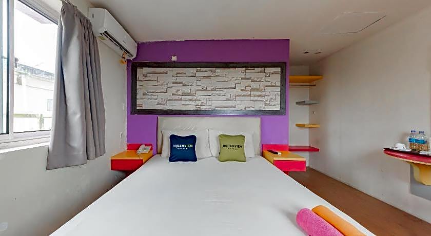 Urbanview Hotel Onyx Ketapang by RedDoorz