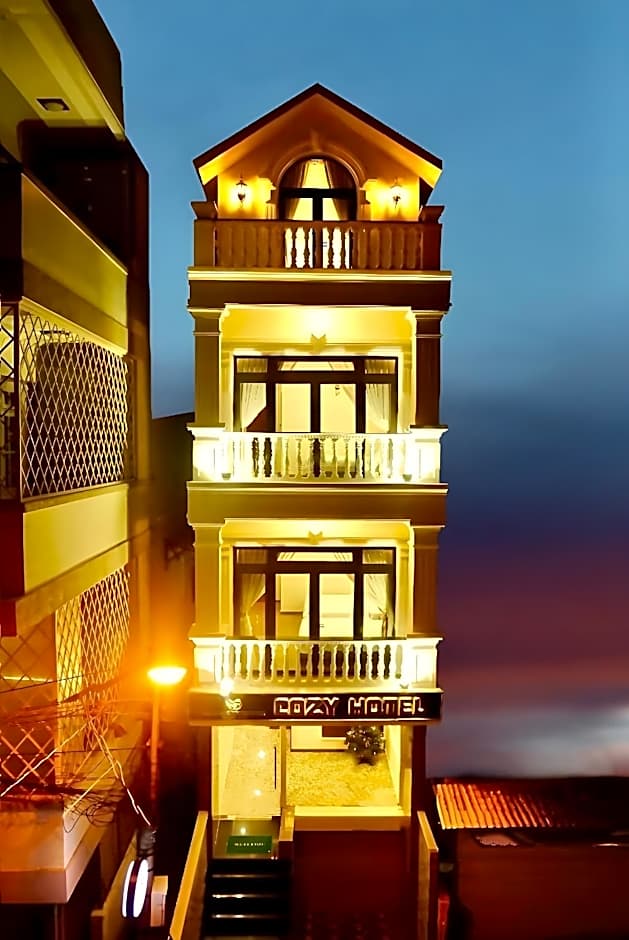Cozy Hotel