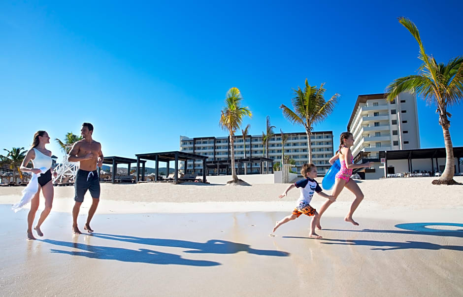 Royalton Blue Waters Autograph All-Inclusive Resor