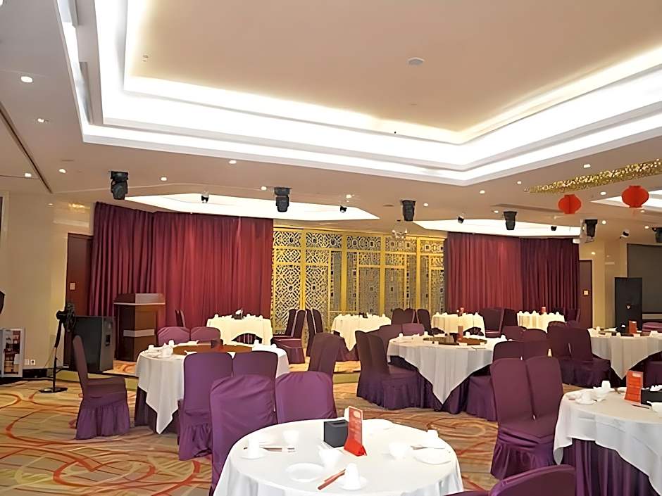 Landmark International Hotel