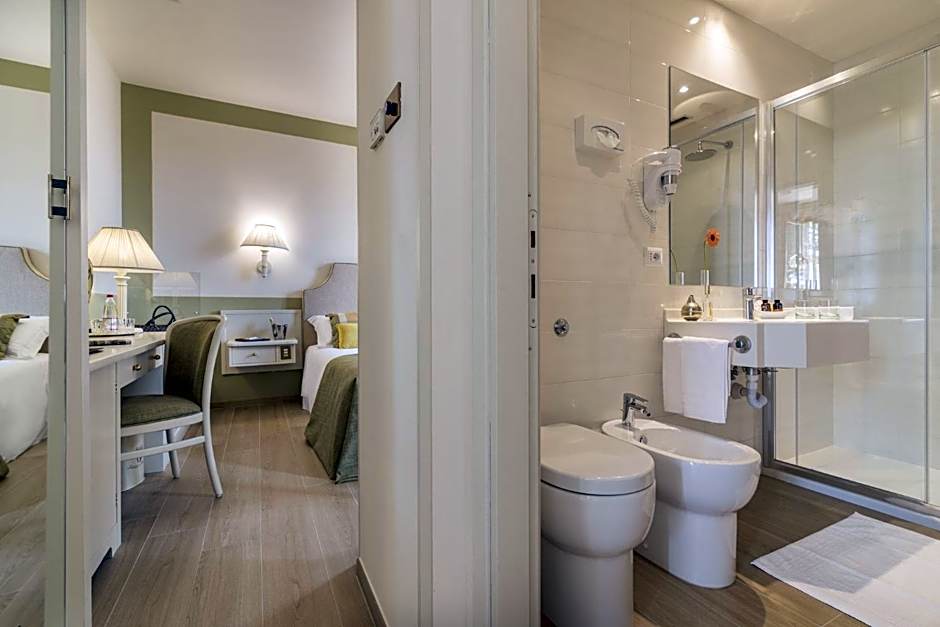 Relais Santa Chiara Hotel