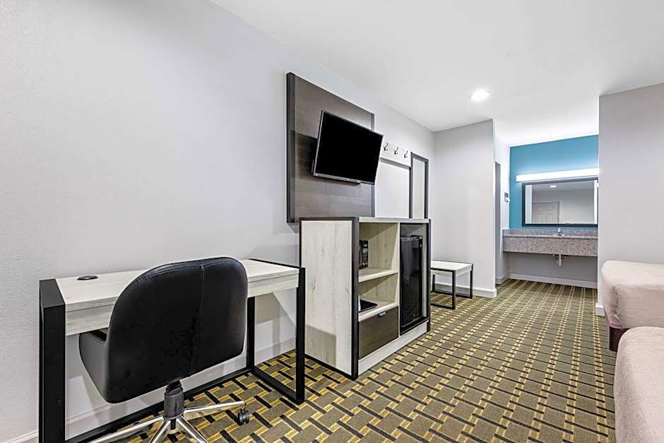 SureStay by Best Western Huntsville University Area