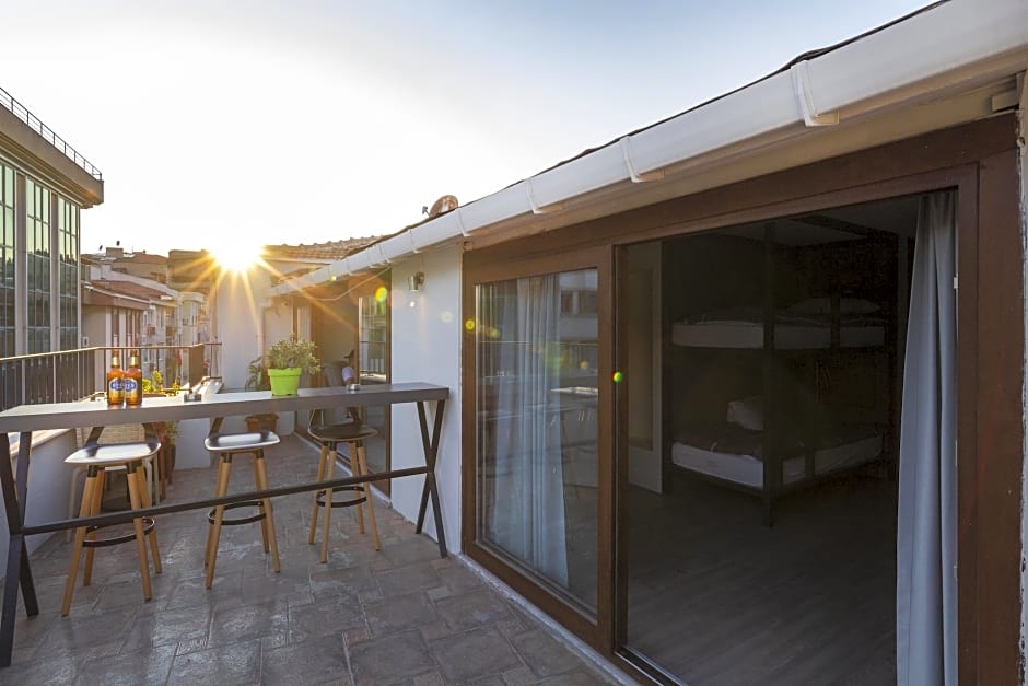 Moda Drei - Concept Hostel