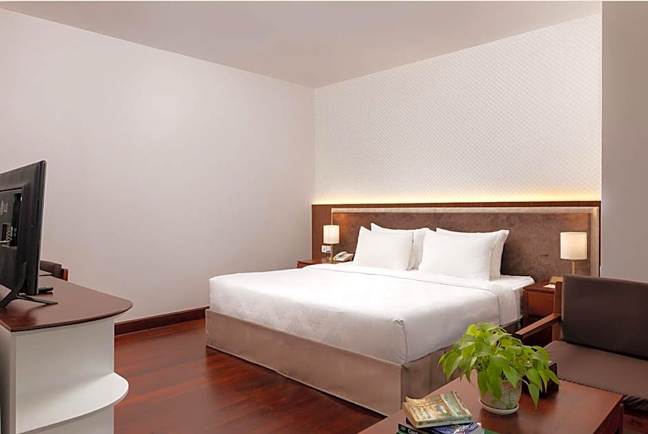 Phnom Penh Katari Hotel
