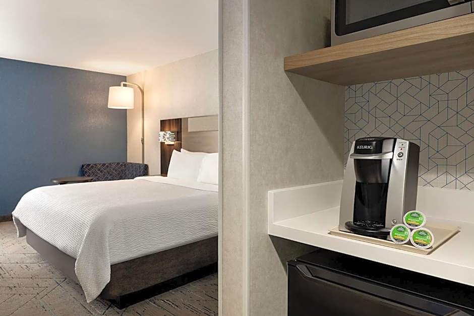 Holiday Inn Express Painted Post By IHG