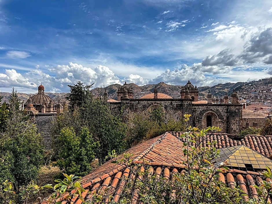Cusco Plaza Nazarenas