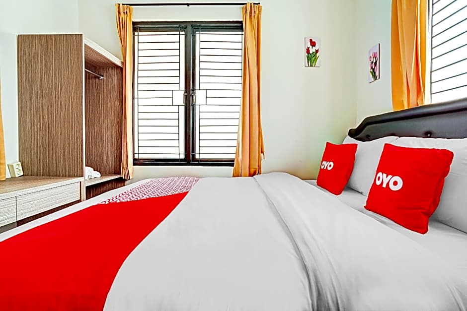 OYO Life 90211 I-sidji Inn