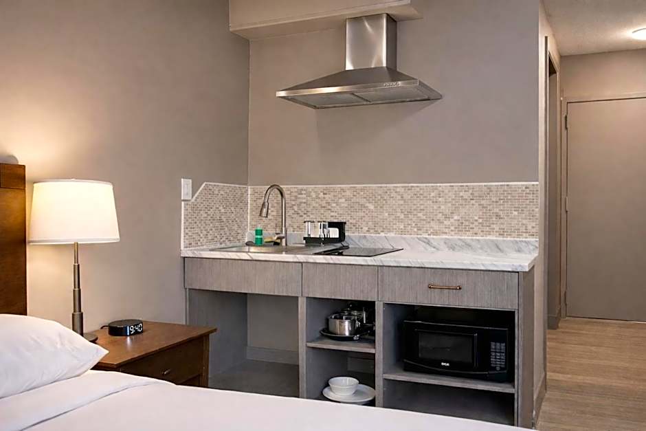 Ramada by Wyndham Kamloops
