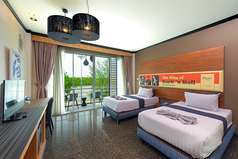 The River Scene Hotel