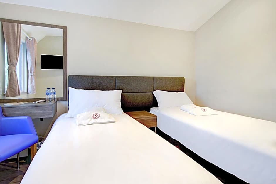 The Gissons Hotel - Exeter Airport & M5