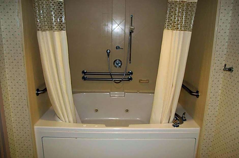 Hampton Inn By Hilton Marietta