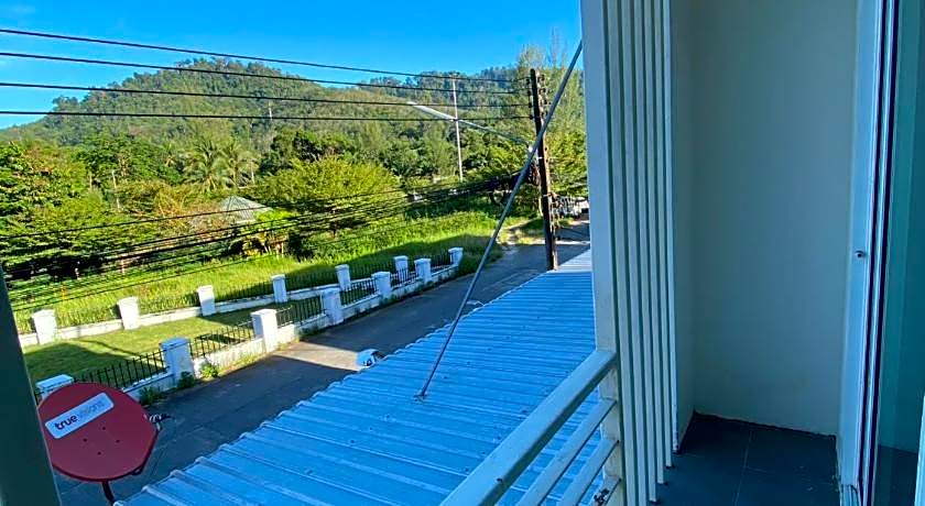 Khaolak Mind Home Hostel