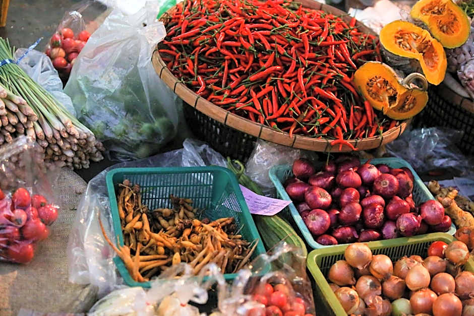 โรงแรมนางรอง