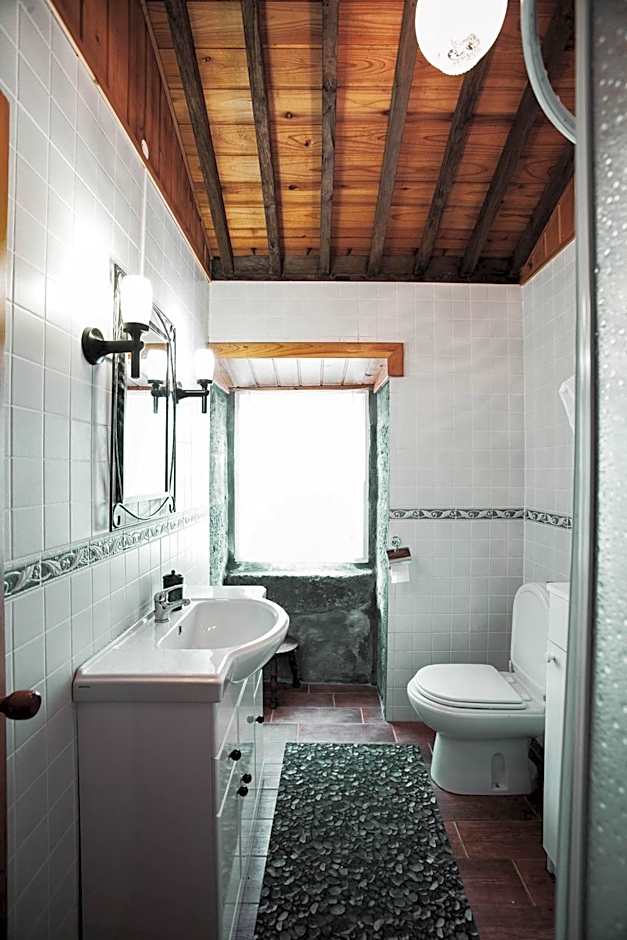 Adegas do Pico Hotel 514262087