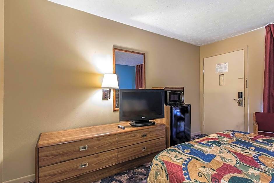 Rodeway Inn Jackson Northwest